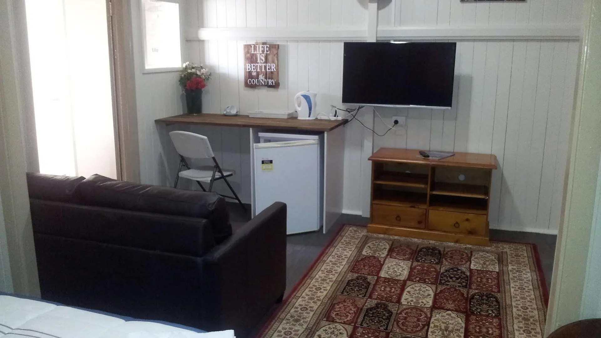 ***  Exchange Hotel Toogoolawah Australia